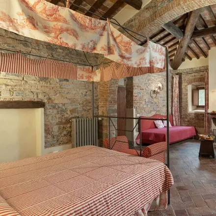 Rent this 6 bed house on 50032 Borgo San Lorenzo FI