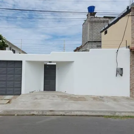 Image 2 - Mexico, 240207, Salinas, Ecuador - House for sale
