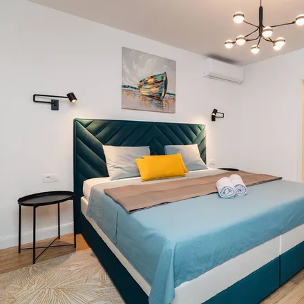 Rent this 1 bed apartment on 21311 Stobreč