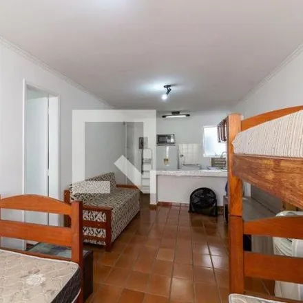 Rent this 1 bed apartment on Rua Caribas in Aviação, Praia Grande - SP