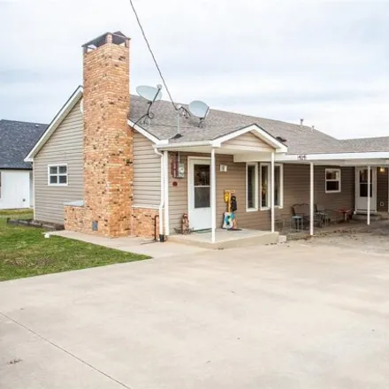 Buy this 3 bed house on 464 North Sycamore Street in Muenster, Cooke County
