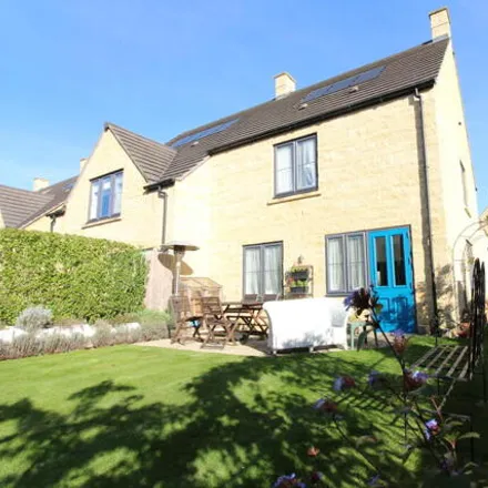 Buy this 3 bed duplex on Watson Place in Trinity Road, Chipping Norton