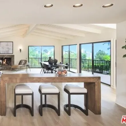 Image 2 - 9305 Beverlycrest Drive, Beverly Hills, CA 90210, USA - House for rent