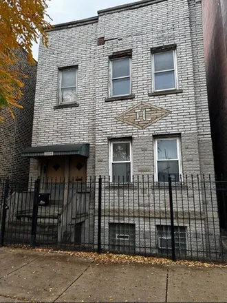 Buy this 6 bed house on 2014 North Western Avenue in Chicago, IL 60647