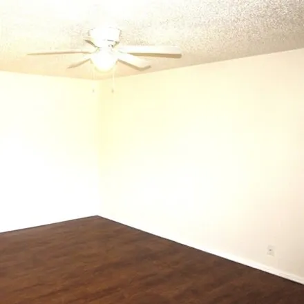 Image 5 - The Cedars, Chalmette Drive, Norman, OK 73071, USA - Apartment for rent