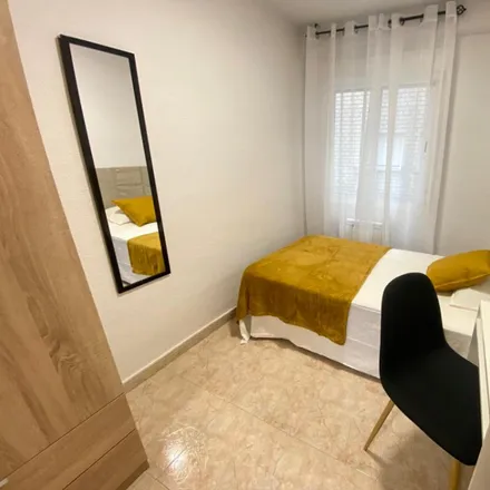 Rent this 5 bed room on Madrid in Calle Pintor Velázquez, 2