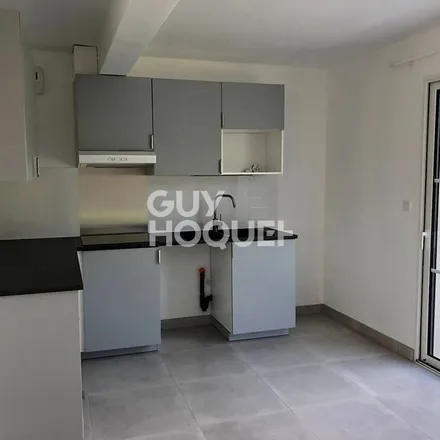 Rent this 5 bed apartment on 59 Rue du Général de Gaulle in 77780 Bourron-Marlotte, France