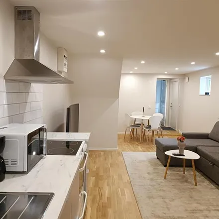 Rent this 2 bed apartment on Dammvägen 7 in 435 32 Mölnlycke, Sweden