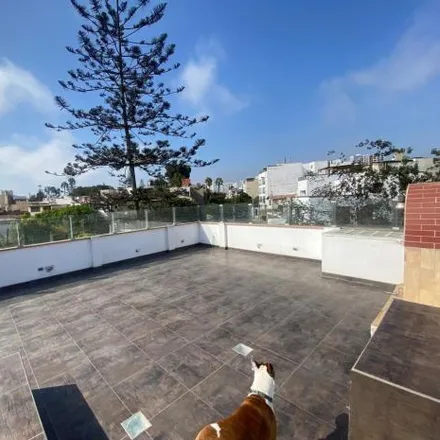 Buy this 5 bed house on Parqueo Clientes Wong in Calle José Sabogal, Miraflores