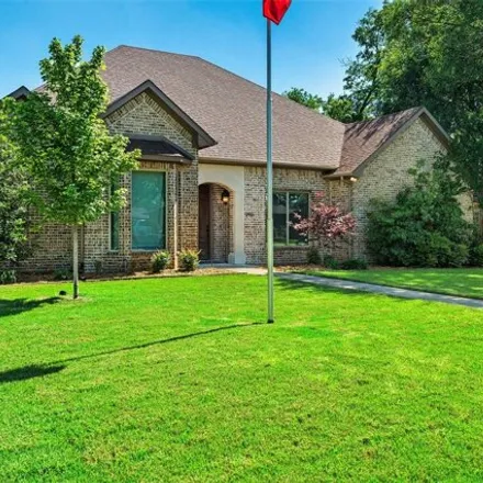 Image 2 - 2926 Phyllis Lane, Farmers Branch, TX 75234, USA - House for sale