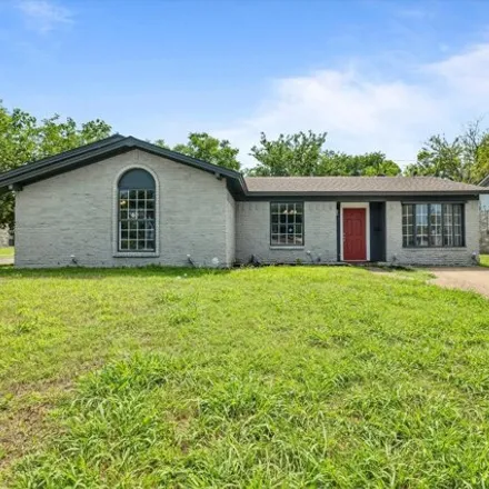 Buy this 4 bed house on 6033 Crosswood Lane in Dallas, TX 75241