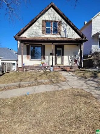 Buy this 4 bed house on 365 West 1st Street in Sioux City, IA 51103