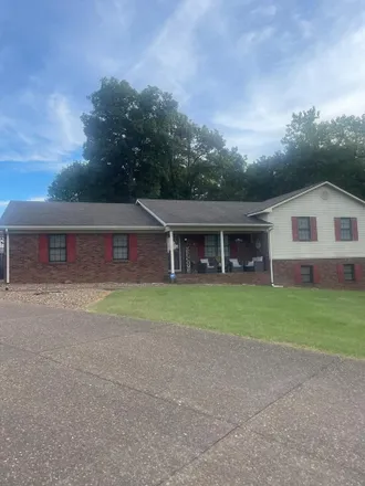 Buy this 5 bed house on 209 Oriole Drive in Hopkinsville, KY 42240