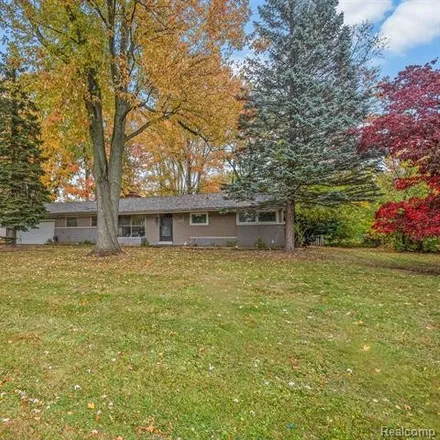 Image 2 - 5318 Cambourne Place, West Bloomfield Township, MI 48322, USA - House for sale