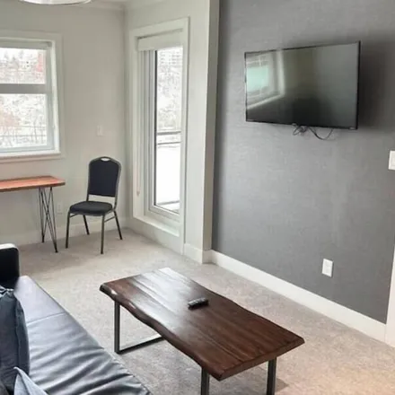 Rent this 1 bed apartment on Calgary in AB T2G 2G3, Canada