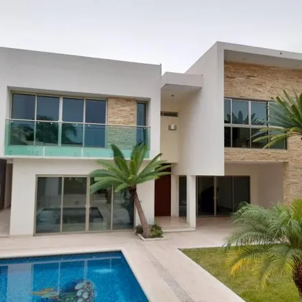 Buy this 5 bed house on Calzada de los Estrada in 62290 Cuernavaca, MOR