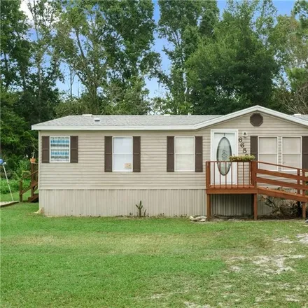 Buy this 3 bed house on 6599 West Park Drive in Homosassa Springs, FL 34446