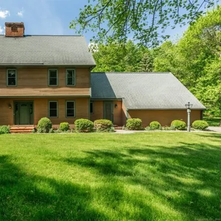 Buy this 3 bed house on 315 Taintor St in Suffield, Connecticut