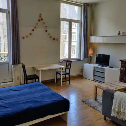 Rent this 1 bed apartment on Rue Hydraulique - Waterkrachtstraat 26 in 1210 Saint-Josse-ten-Noode - Sint-Joost-ten-Node, Belgium
