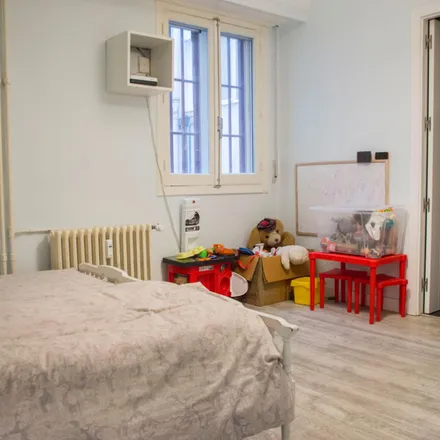 Rent this 5 bed room on Avenida de Bruselas in 72, 28028 Madrid