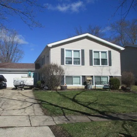 Buy this 4 bed house on 583 Cottonwood Circle in Bolingbrook, IL 60440
