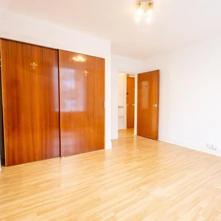 Rent this studio apartment on 16 Cleghorn Street in Dundee, DD2 2PF