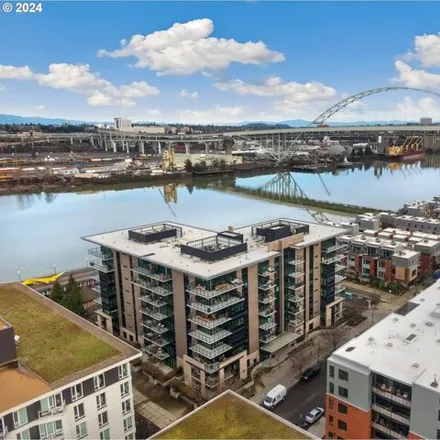 Buy this 2 bed condo on 1894 Northwest Riverscape Street in Portland, OR 97209