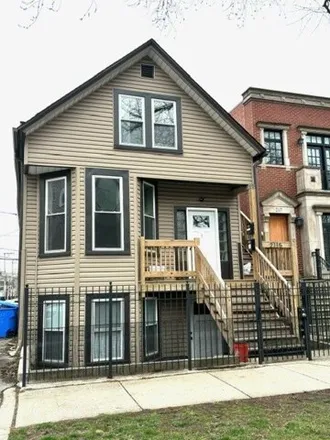 Rent this 2 bed apartment on 2115 West Barry Avenue in Chicago, IL 60618