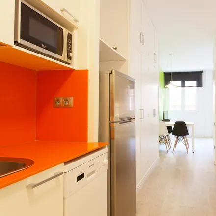 Image 6 - Carrer de Casanova, 64, 08001 Barcelona, Spain - Apartment for rent