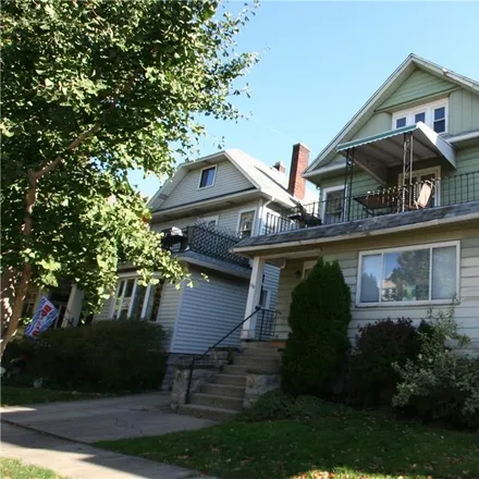 Rent this 3 bed apartment on 179 Claremont Avenue in Buffalo, NY 14222