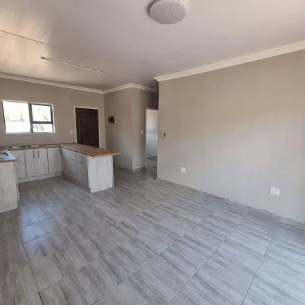Image 1 - Monica Avenue, Flamwood, Klerksdorp, 2571, South Africa - Townhouse for rent