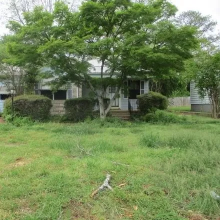 Image 1 - 1534 East 29th Street, Sheffield, Colbert County, AL 35660, USA - House for sale