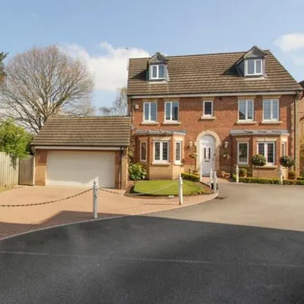 Buy this 5 bed house on Apple Tree Way in Doncaster, DN4 7ND