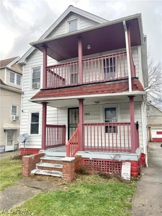Image 1 - 7987 New York Avenue, Cleveland, OH 44105, USA - House for sale