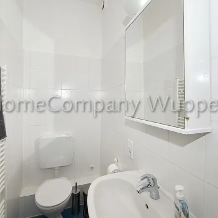 Image 2 - Ritterstraße 36, 42899 Remscheid, Germany - Apartment for rent