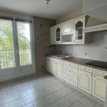 Rent this 2 bed apartment on Résidence la Bretonnière in 1 Rue Anatole France, 37540 Saint-Cyr-sur-Loire