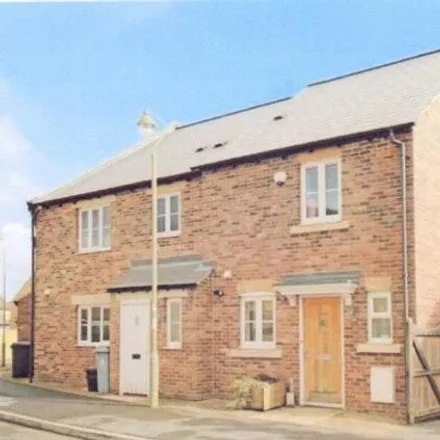 Rent this 2 bed duplex on Briary Way in Carterton, OX18 1HE