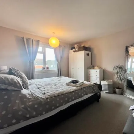 Image 7 - Camsey Close, North Tyneside, NE12 8YE, United Kingdom - Apartment for sale