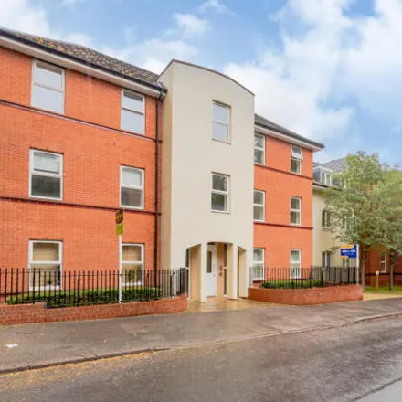 Rent this 2 bed apartment on 37 Hamilton Road in Nottingham, NG5 1AU