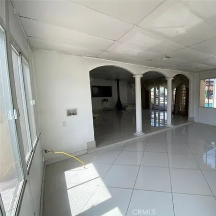 Image 7 - Alley w/o Victory Boulevard, Burbank, CA 91506, USA - House for rent