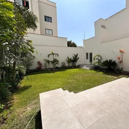 Rent this 7 bed house on Calle Juan Norberto Eléspuru 390 in San Isidro, Lima Metropolitan Area 15076