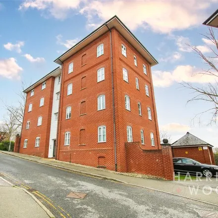 Rent this 2 bed apartment on 25 Groves Close in Colchester, CO4 5BP