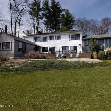 Image 5 - 83 Burning Tree Road, Greenwich, CT 06830, USA - House for sale