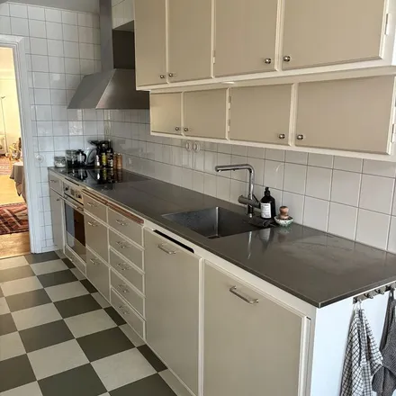 Rent this 5 bed apartment on Evagatan 26 in 214 56 Malmo, Sweden