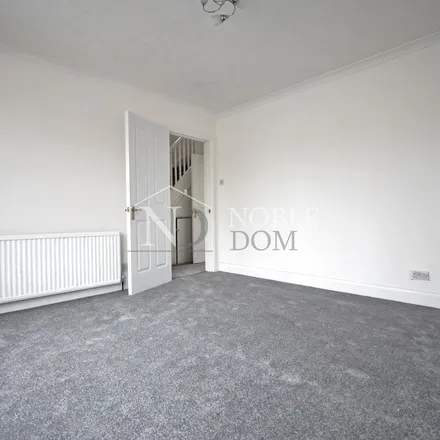 Image 3 - Sutton Square, London, United Kingdom - Duplex for rent