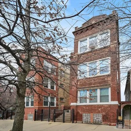 Image 2 - 2734 W Francis Pl, Chicago, Illinois, 60647 - House for sale