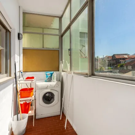 Image 4 - Rua de Faria Guimarães, 4000-206 Porto, Portugal - Apartment for rent