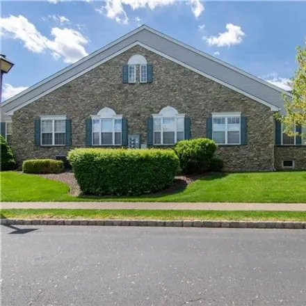 Image 2 - 1884 Felicity Drive, Lower Saucon Township, PA 18055, USA - Condo for sale