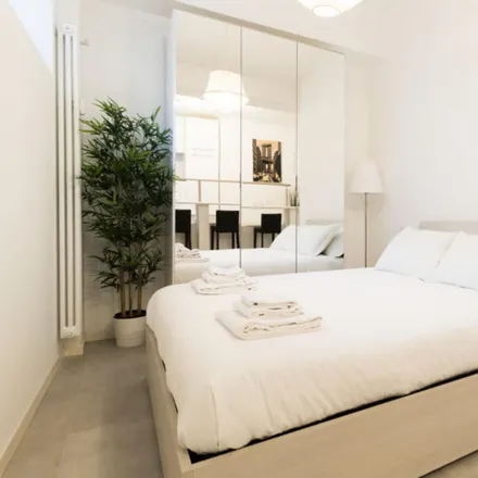 Rent this studio apartment on Via Giovanni da Milano in 6, 20133 Milan MI