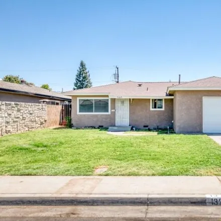 Buy this 3 bed house on 1325 Terry Ave in Clovis, California